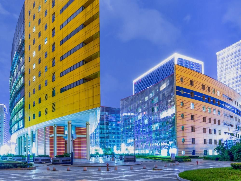 IoT in construction:
prominent use cases, benefits & future trends